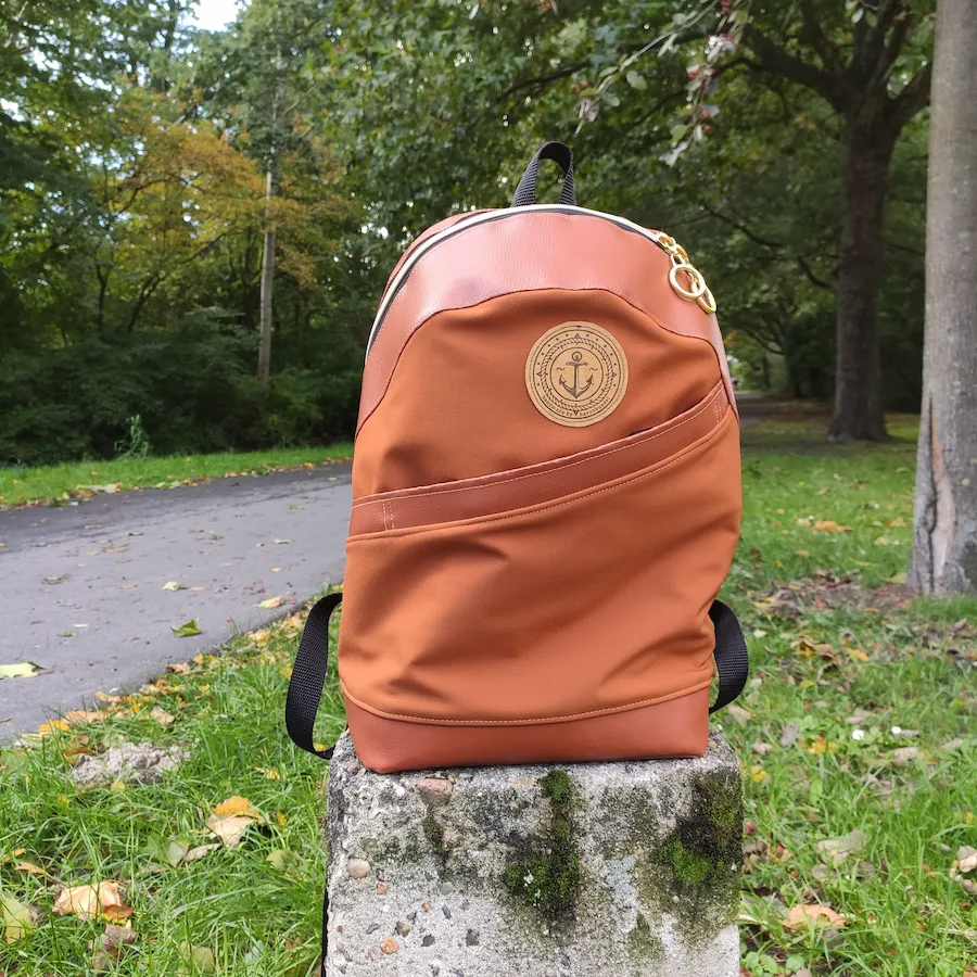 Havenbuedel Rucksack in Rostbraun, handmade Rucksack.